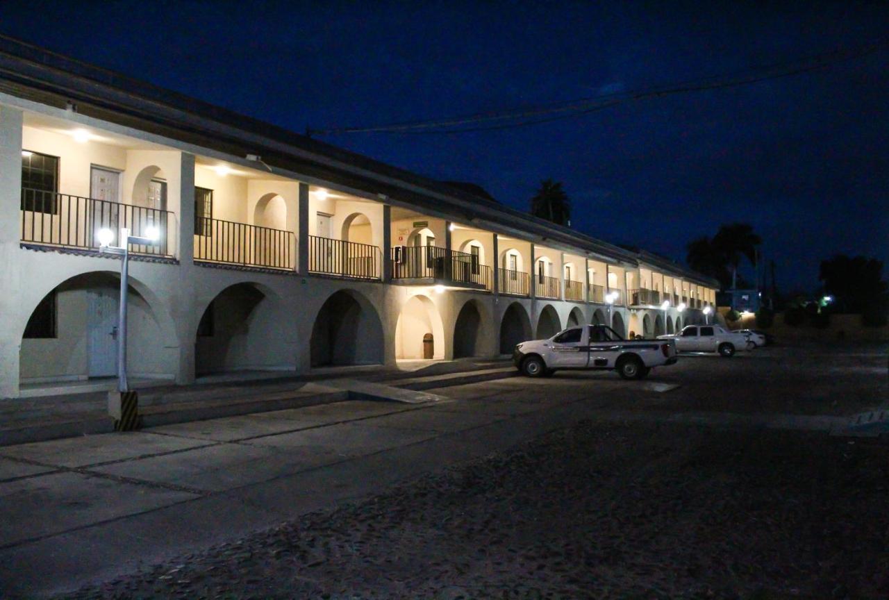 Armida Express Hotel Гуаймас Екстериор снимка