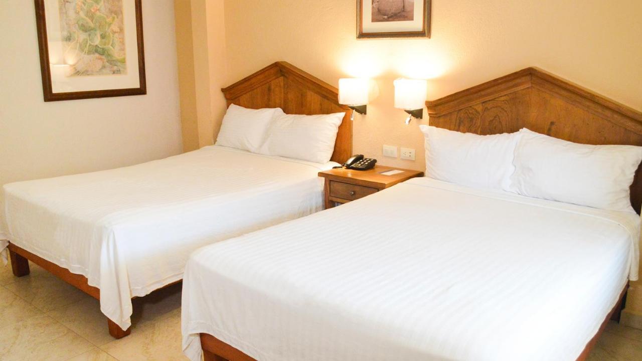Armida Express Hotel Гуаймас Екстериор снимка