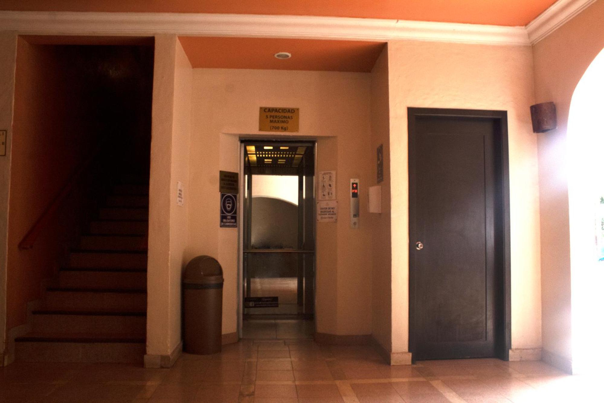 Armida Express Hotel Гуаймас Екстериор снимка